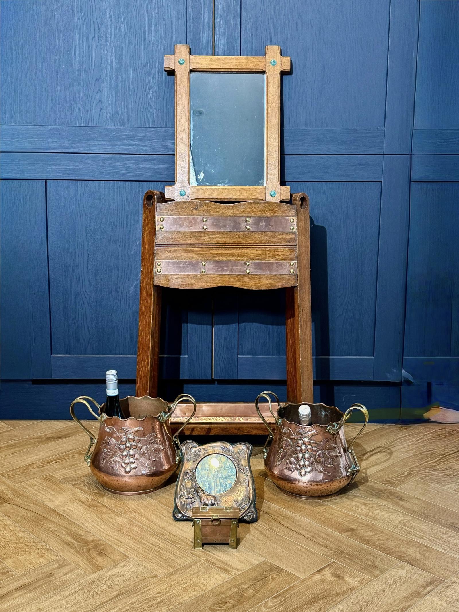 Arts & Crafts Stick Stand (1 of 8)