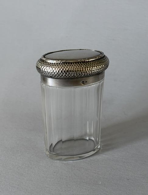 Arts & Crafts German Silver & Cut Glass Vanity Jar (1 of 7) Arts & Crafts German Silver & Cut Glass Vanity Jar (1 of 7)