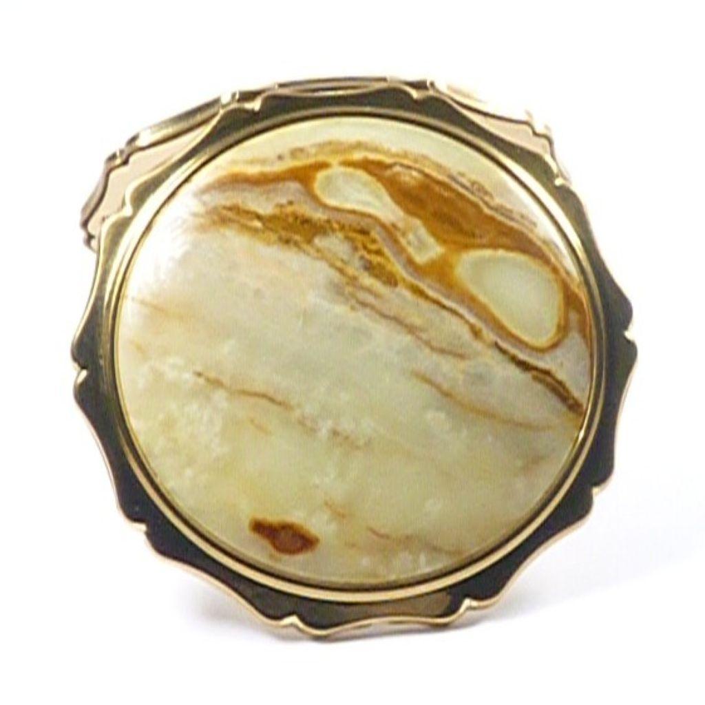 Beautiful 70s Era Stratton Powder Compact (1 of 9)