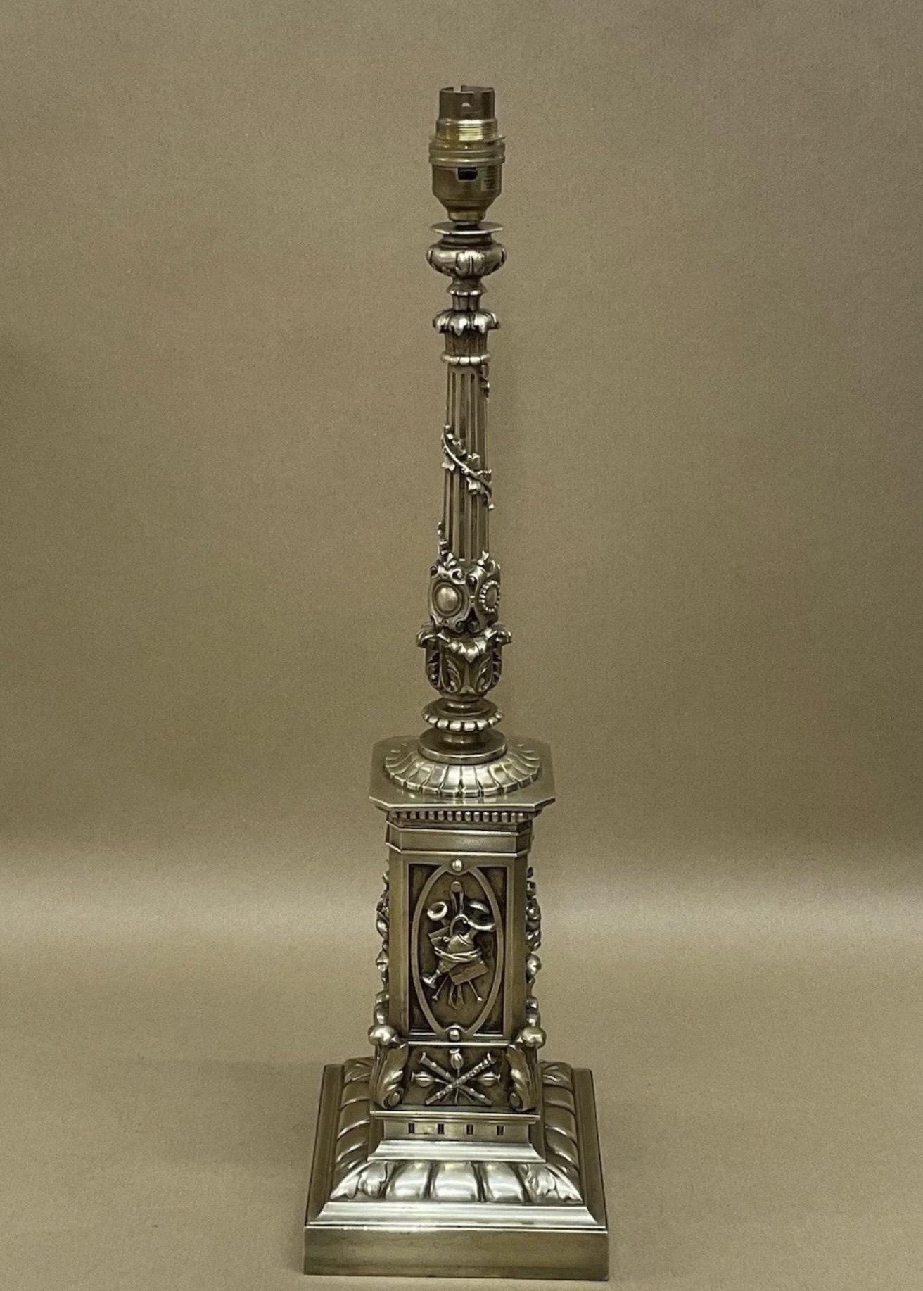 Tall Brass Victorian Table Lamp Antique Victorian (54.5cm + 65kg) c.1890 (1 of 7) Tall Brass Victorian Table Lamp Antique Victorian (54.5cm + 65kg) c.1890 (1 of 7)