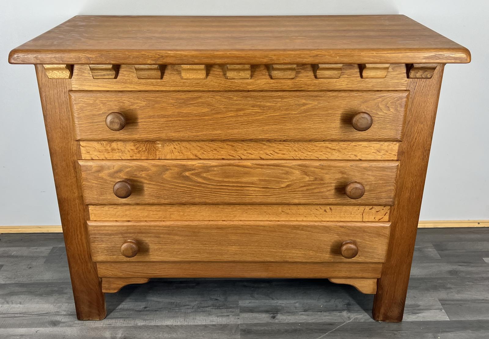 Vintage Chest of Drawers (1 of 10)