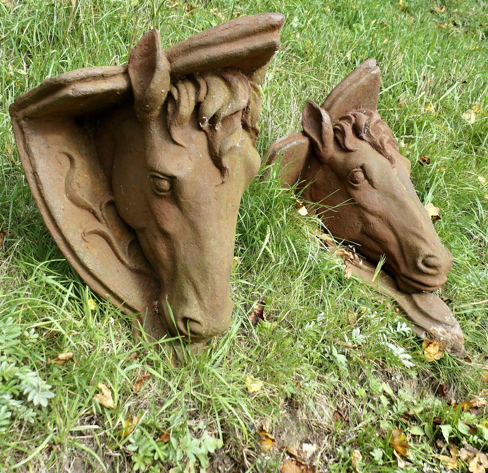 2 Heavy Cast Iron Horse’s Head Wall Bracket Shelves (1 of 7)