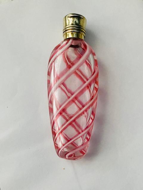 Antique French Pink & White Striped Latticino Perfume Scent Bottle Silver Gilt Lid c.1880 (1 of 9) Antique French Pink & White Striped Latticino Perfume Scent Bottle Silver Gilt Lid c.1880 (1 of 9)