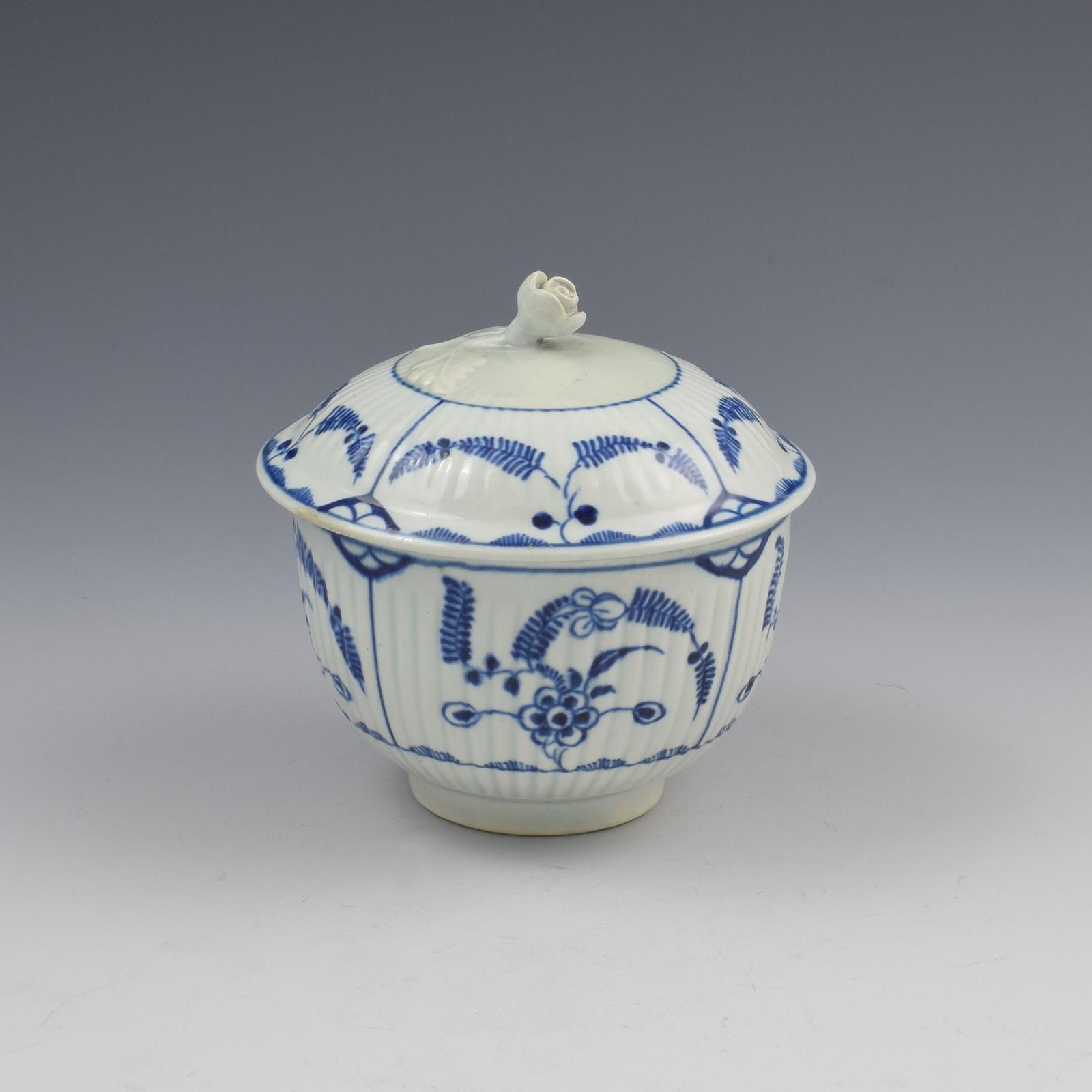 First Period Worcester Porcelain Sucrier Immortelle Pattern c.1775 (1 of 8)