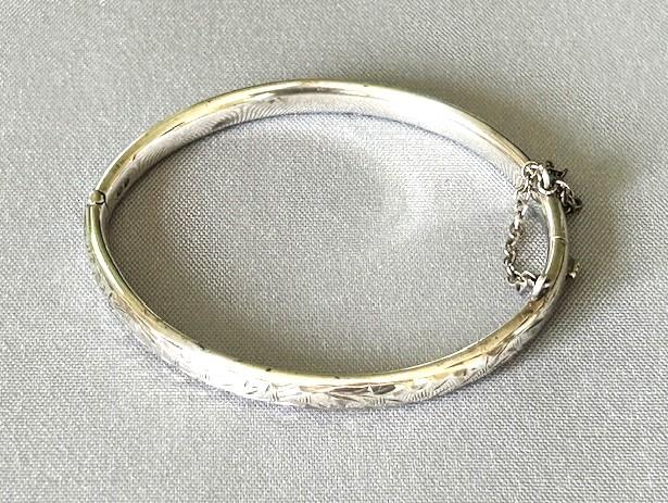 Charles Horner Silver Child's Bangle (1 of 6)