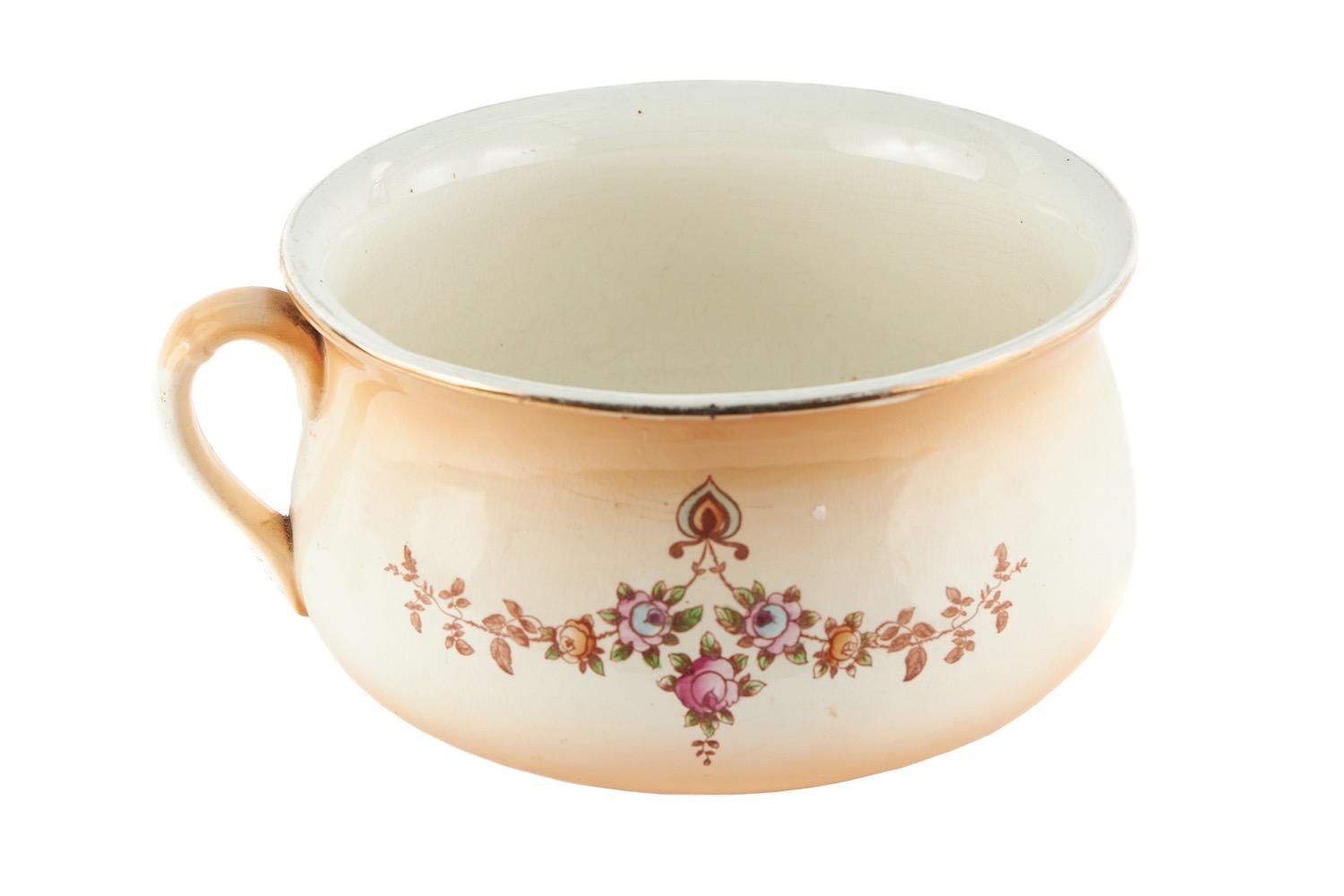 Antique Chamber Pot (1 of 7)