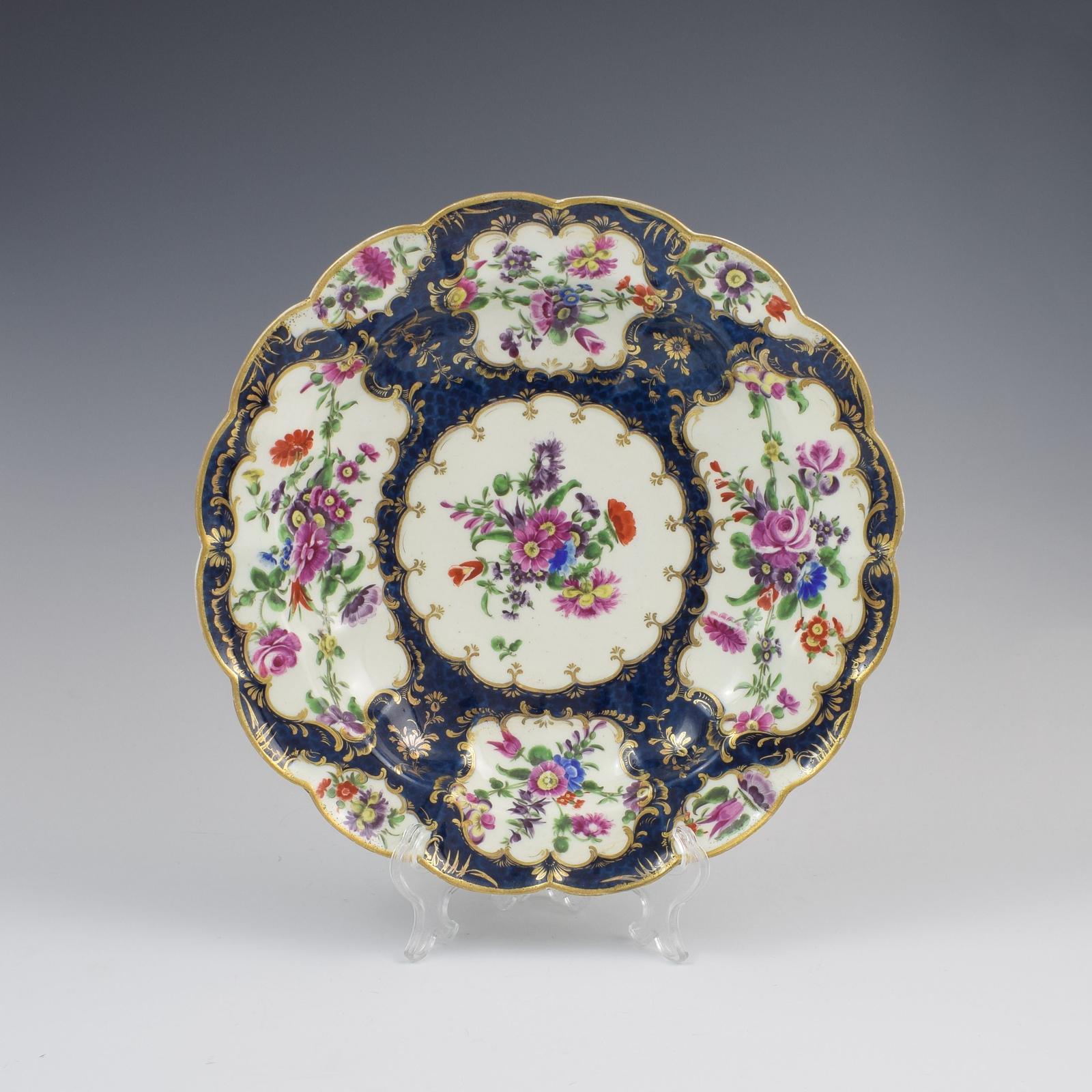 First Period Worcester Porcelain Blue Scale Junket Dish c.1770 (1 of 7)