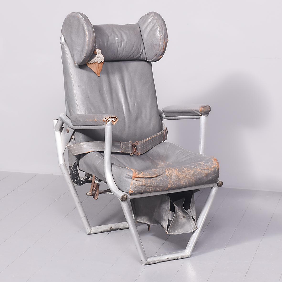 Airplane Seat from the 1950s (1 of 11)