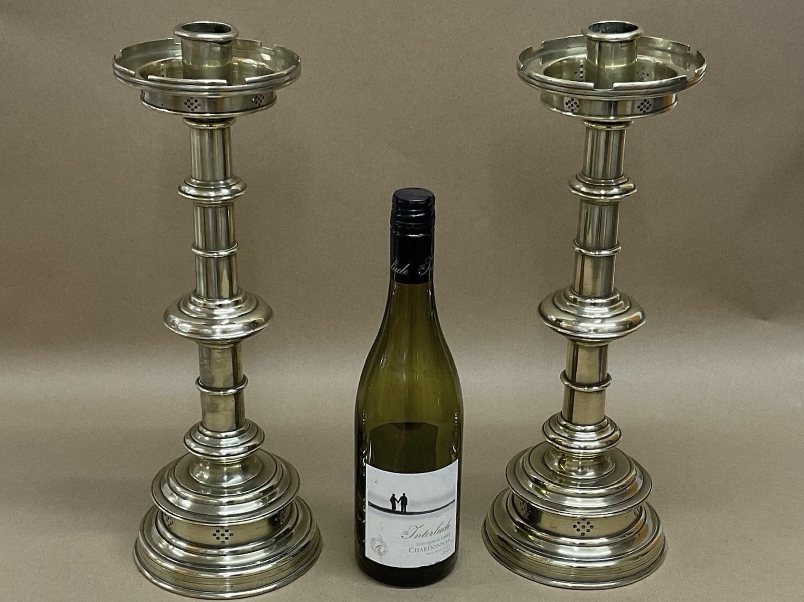 Pair of Arts and Crafts Brass Candlesticks 40cm Ecclesiastical/church/altar Antique Victorian C1880 (1 of 5) Pair of Arts and Crafts Brass Candlesticks 40cm Ecclesiastical/church/altar Antique Victorian C1880 (1 of 5)
