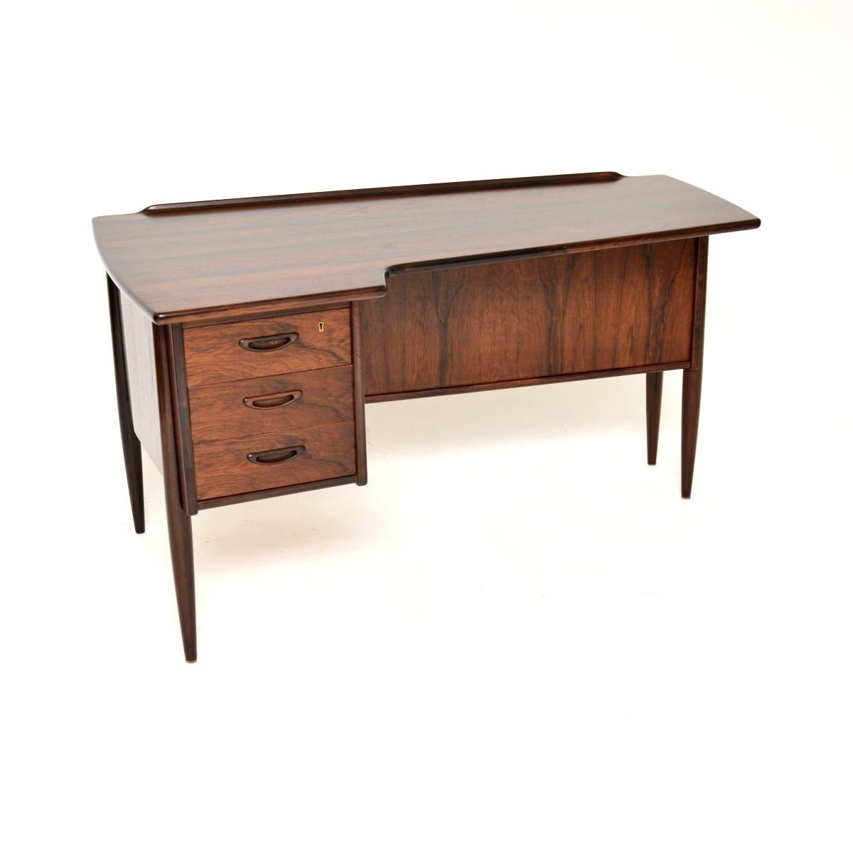 Vintage Swedish Rosewood Boomerang Desk by Goran Strand for Lelangs Mobelfabrik (1 of 10) Vintage Swedish Rosewood Boomerang Desk by Goran Strand for Lelangs Mobelfabrik (1 of 10)