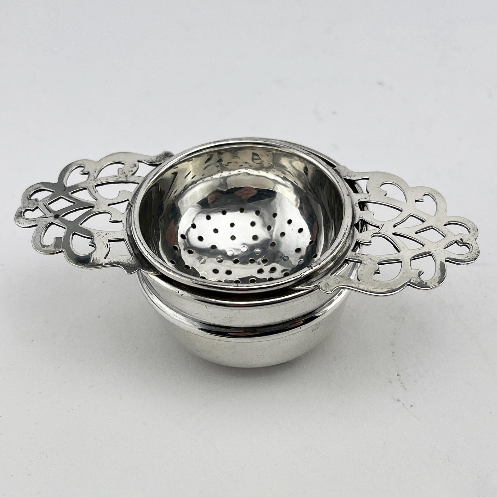 Sterling Silver Tea Strainer Made by Viners Ltd (1 of 6) Sterling Silver Tea Strainer Made by Viners Ltd (1 of 6)