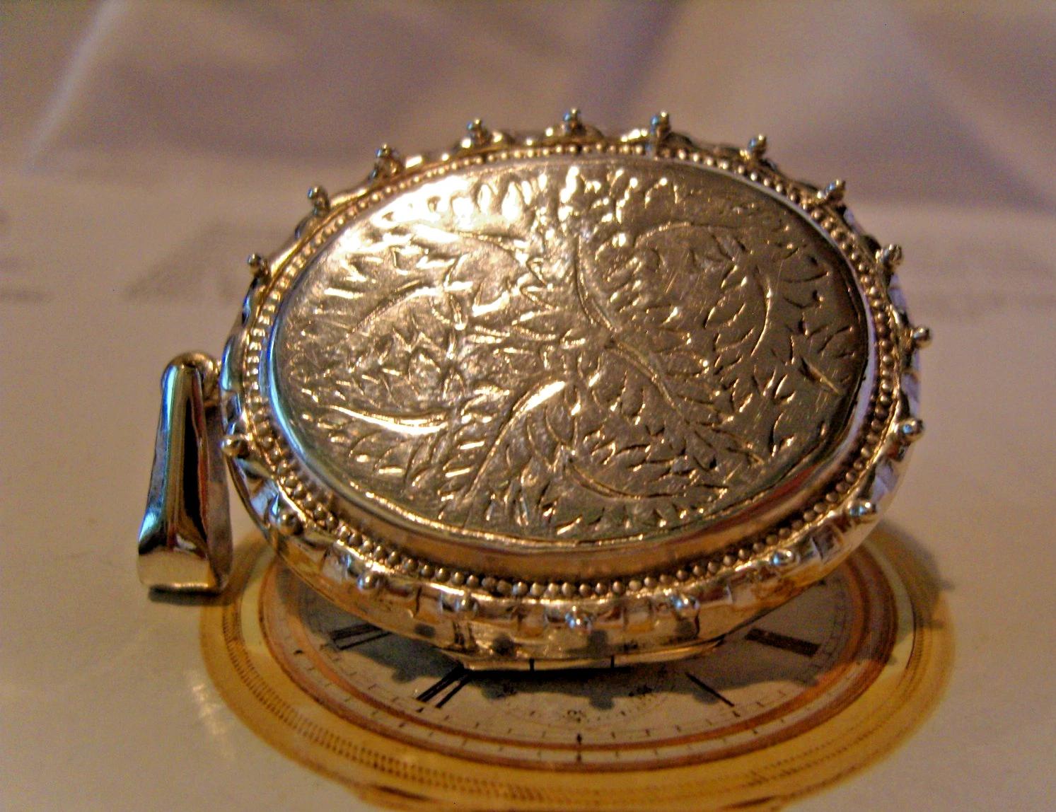 Pocket Watch Chain Silver Photograph Fob 1977 Huge Ornate Victorian Style Fob (1 of 17) Pocket Watch Chain Silver Photograph Fob 1977 Huge Ornate Victorian Style Fob (1 of 17)