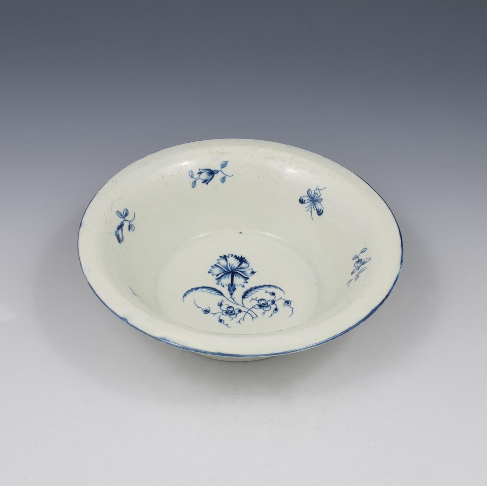 First Period Worcester Porcelain Large Patty / Tart Plan Gilliflower Pattern c.1770 (1 of 9) First Period Worcester Porcelain Large Patty / Tart Plan Gilliflower Pattern c.1770 (1 of 9)