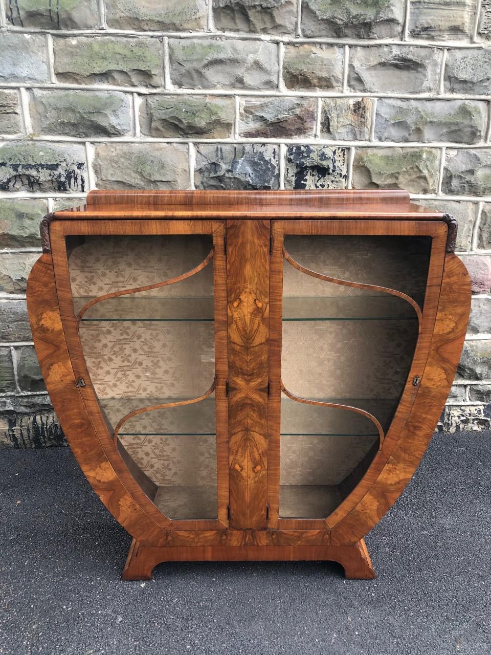 Art deco figured walnut display cabinet (1 of 11) Art deco figured walnut display cabinet (1 of 11)