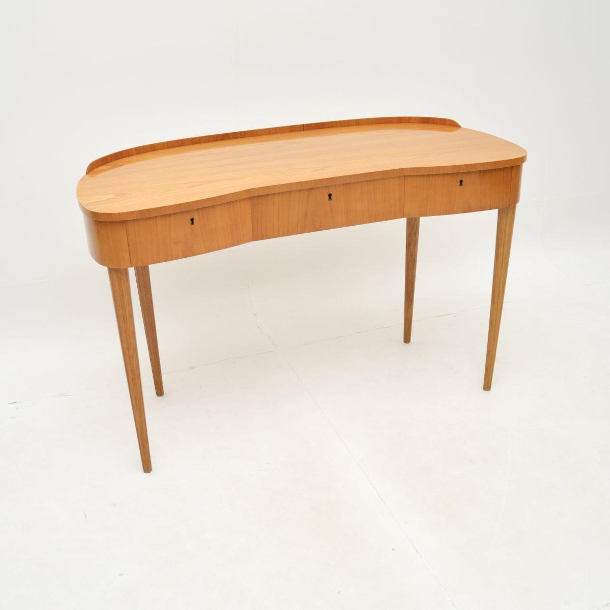 Swedish Vintage Elm Dressing Table / Desk (1 of 11) Swedish Vintage Elm Dressing Table / Desk (1 of 11)