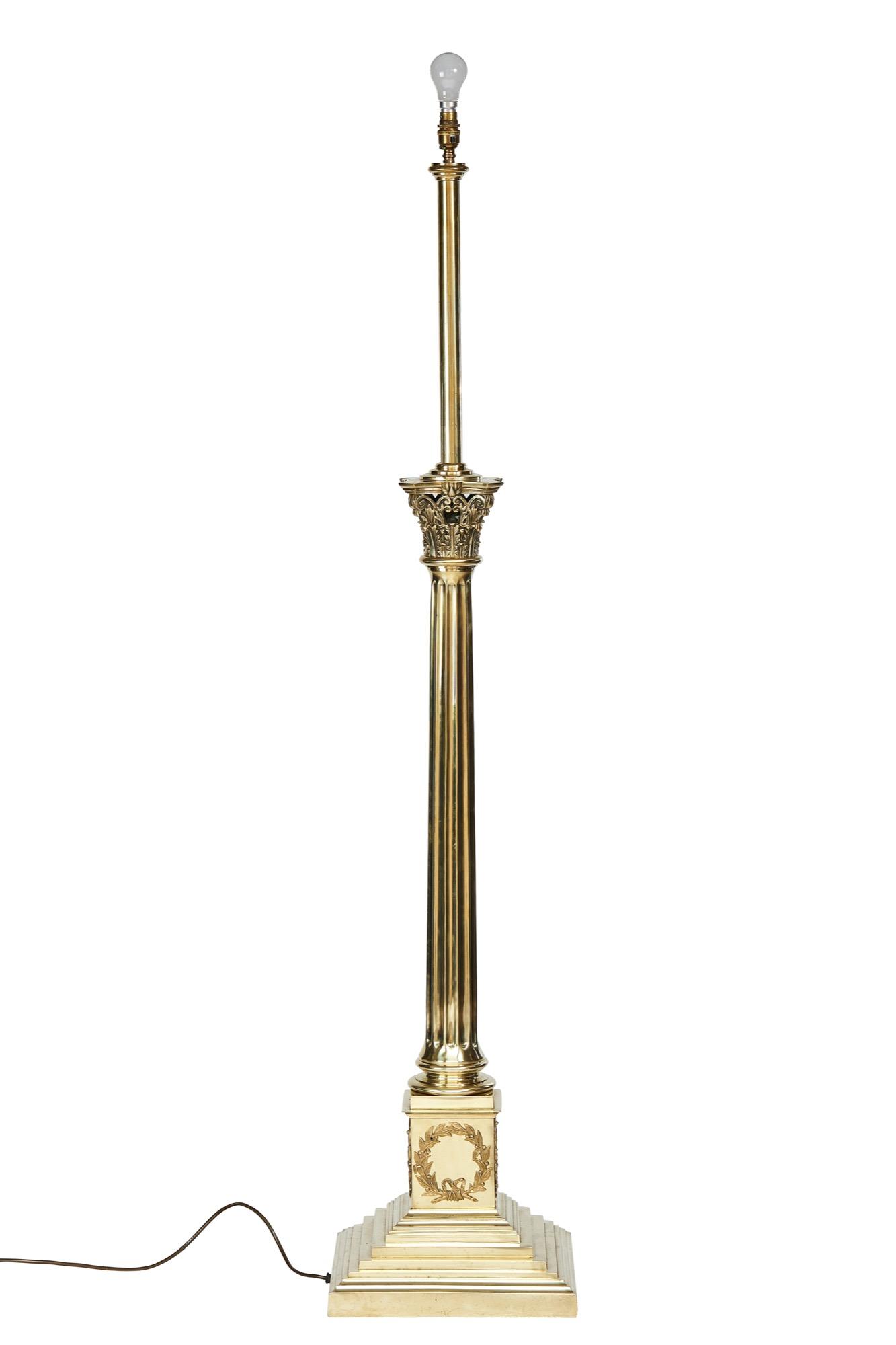 Fine Brass Corinthian Column Standard Lamp c.1900 (1 of 6) Fine Brass Corinthian Column Standard Lamp c.1900 (1 of 6)