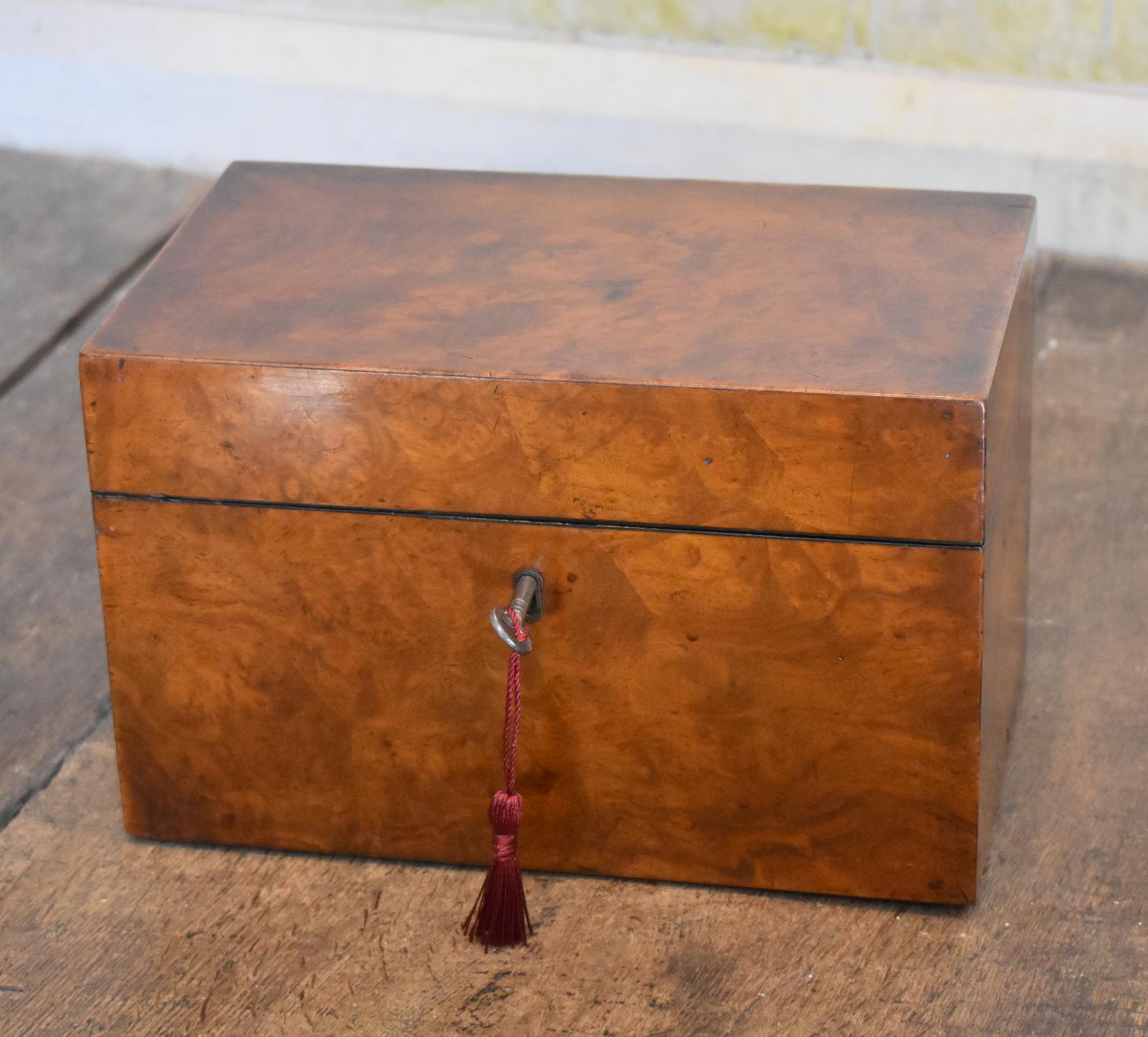 Fine London Made Burr Walnut Tea Caddy (1 of 6) Fine London Made Burr Walnut Tea Caddy (1 of 6)