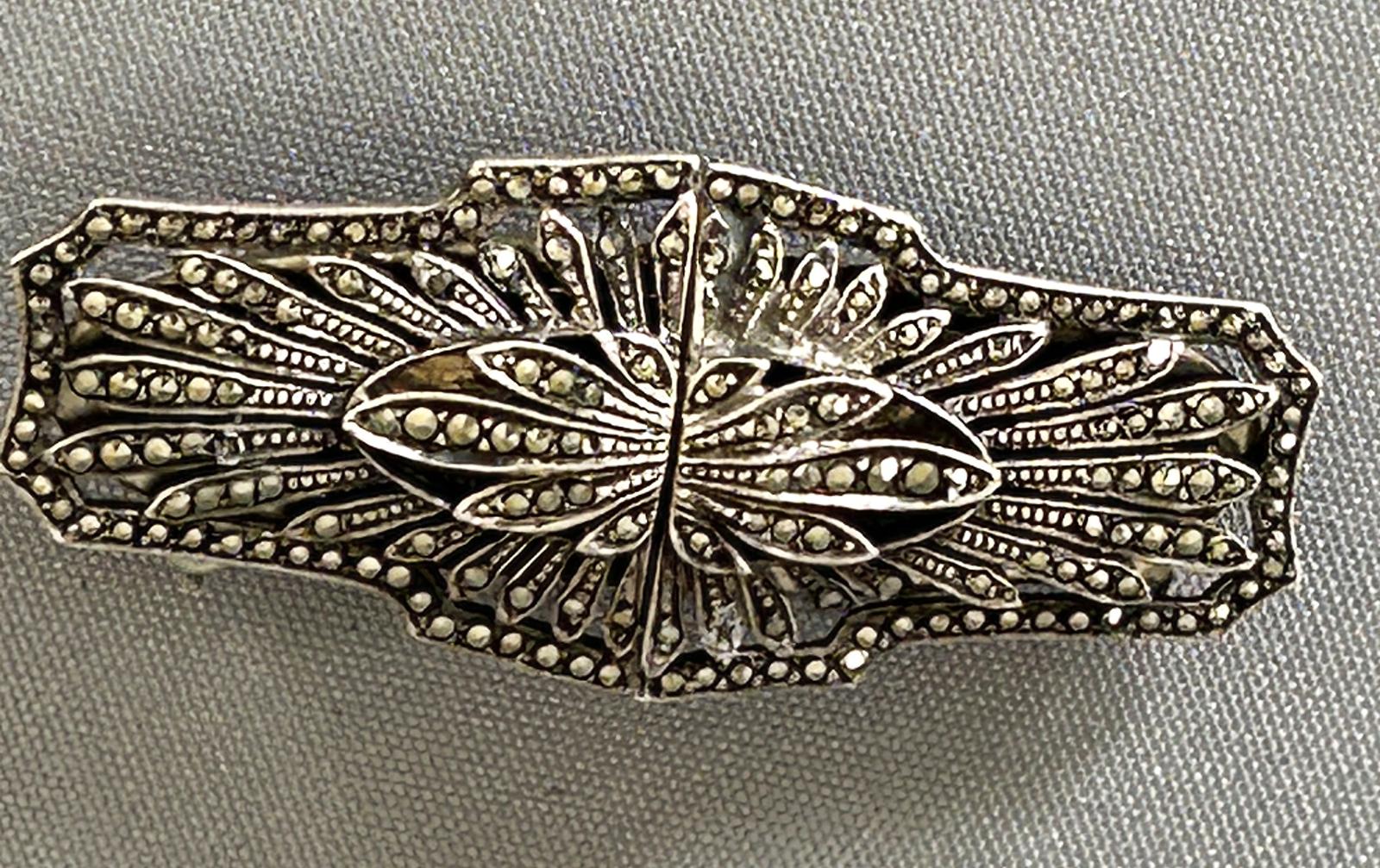 Art Deco Silver & Marcasite Duette Clip/brooch (1 of 5) Art Deco Silver & Marcasite Duette Clip/brooch (1 of 5)