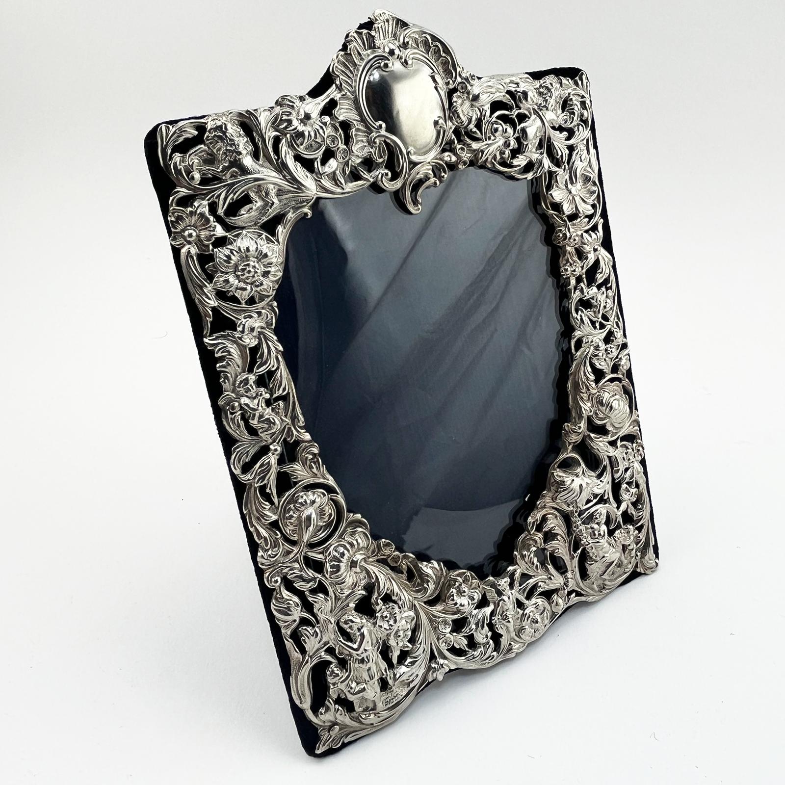 Antique William Comyns Sterling Silver Photo Frame (1 of 9) Antique William Comyns Sterling Silver Photo Frame (1 of 9)