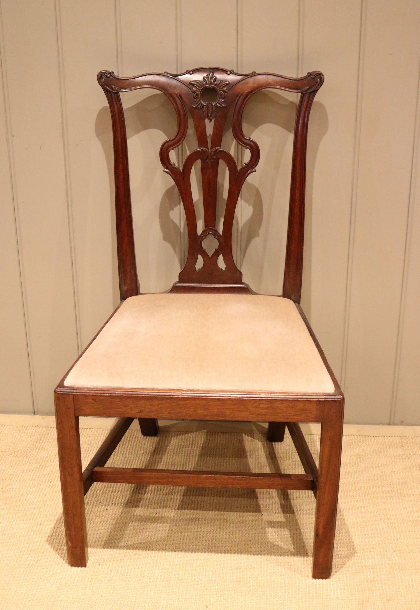 Mid 19th Century Mahogany Chippendale Side Chair (1 of 9) Mid 19th Century Mahogany Chippendale Side Chair (1 of 9)