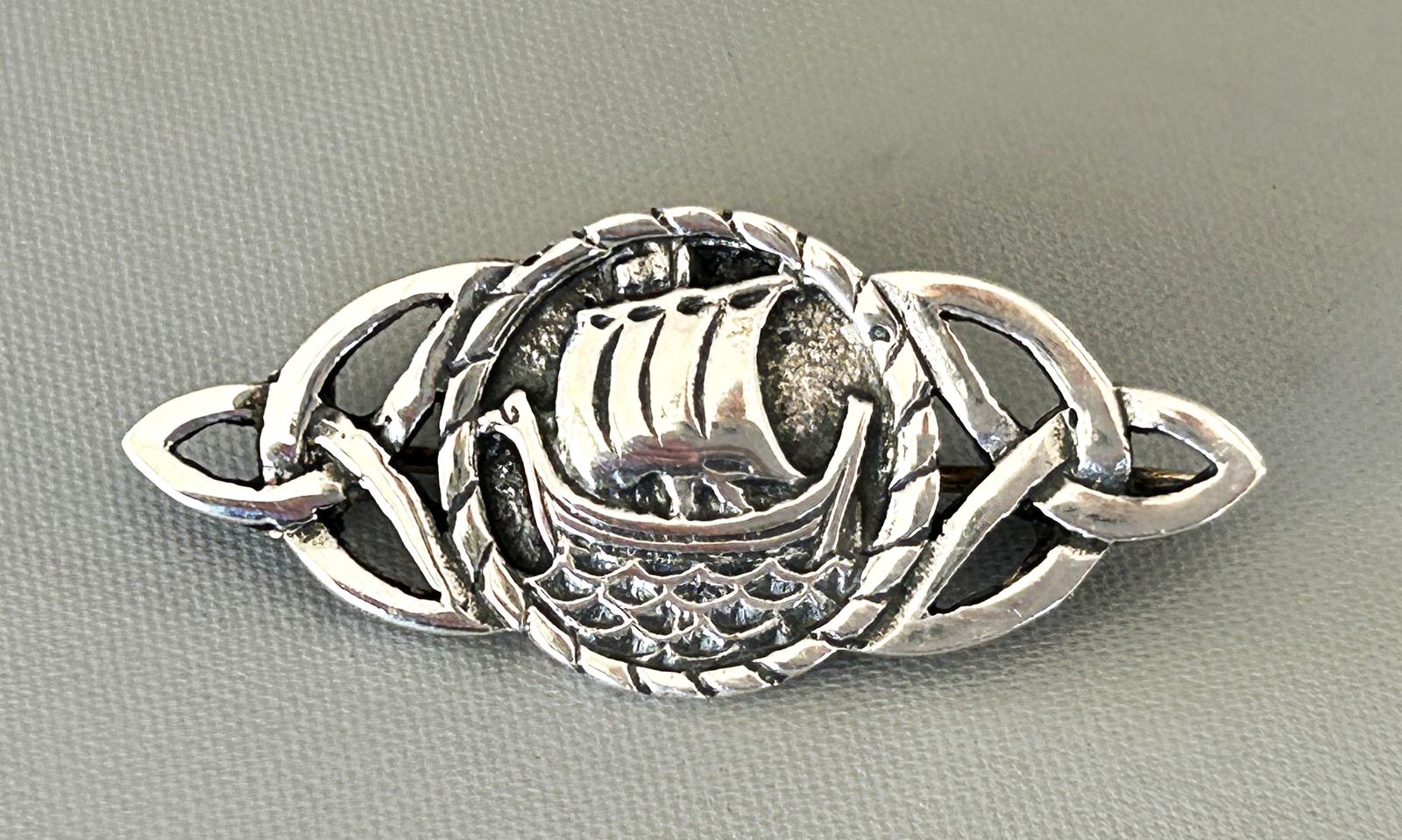 Iona Scottish Silver Viking Ship Brooch (1 of 5)