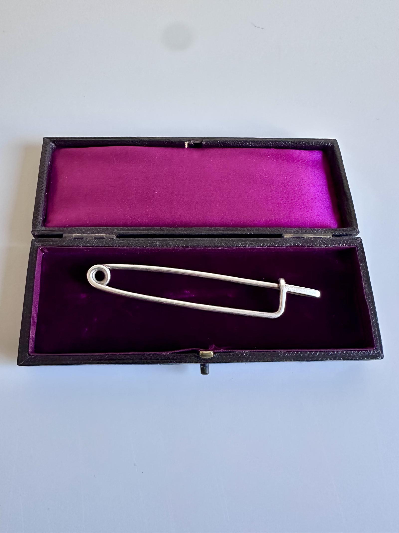 Edinburgh Solid Silver Pin (1 of 6)