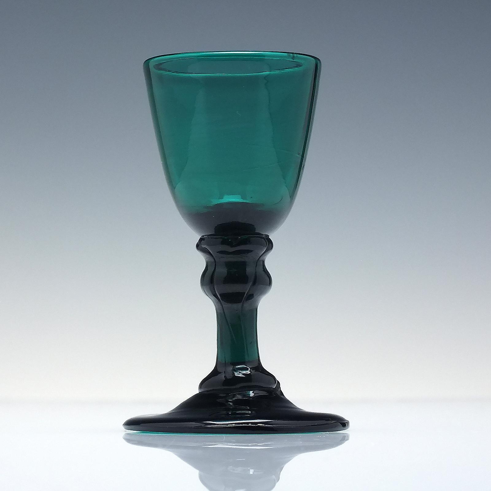 Rare Georgian Green Dram Glass C1800 (1 of 6) Rare Georgian Green Dram Glass C1800 (1 of 6)