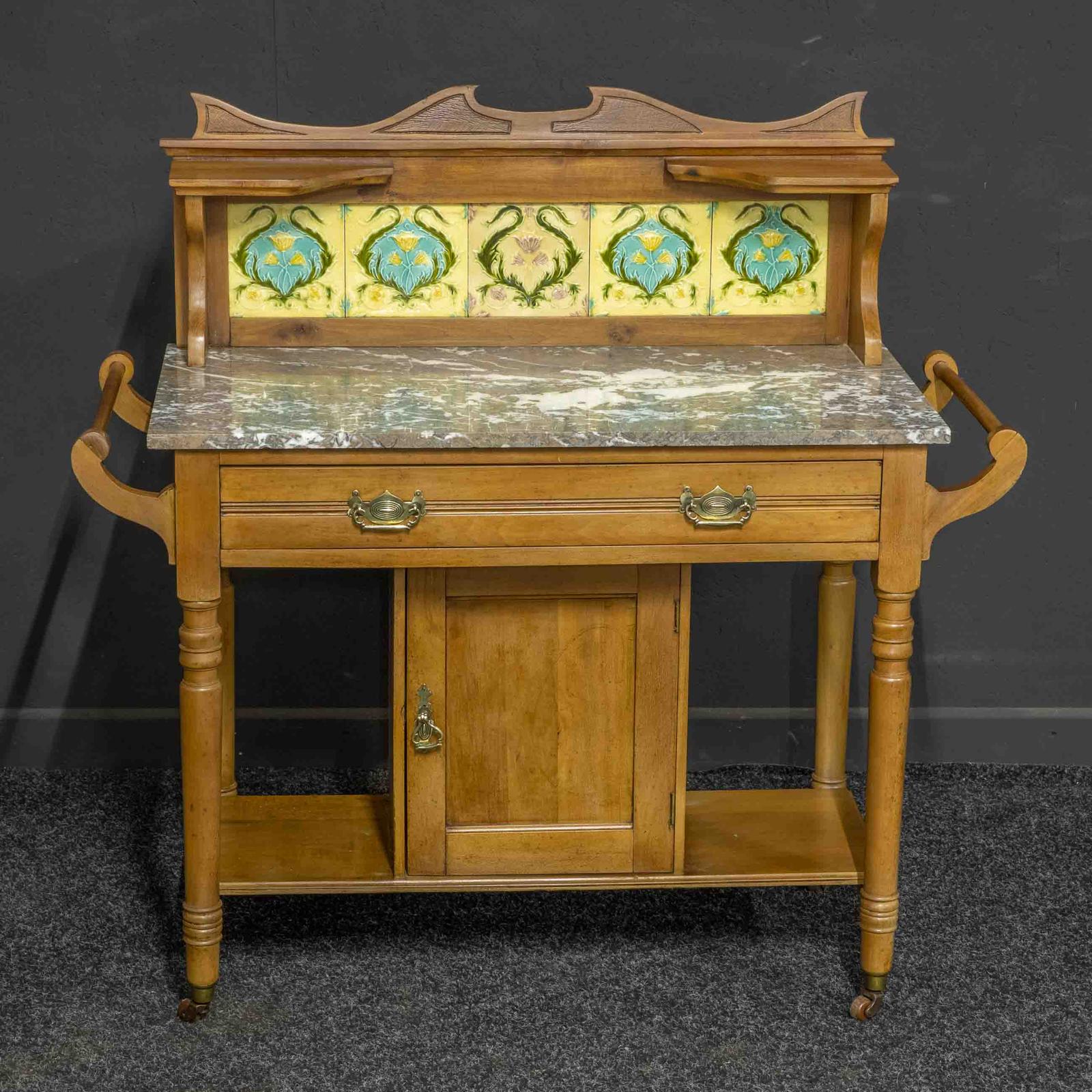 Edwardian Birch Washstand (1 of 14)