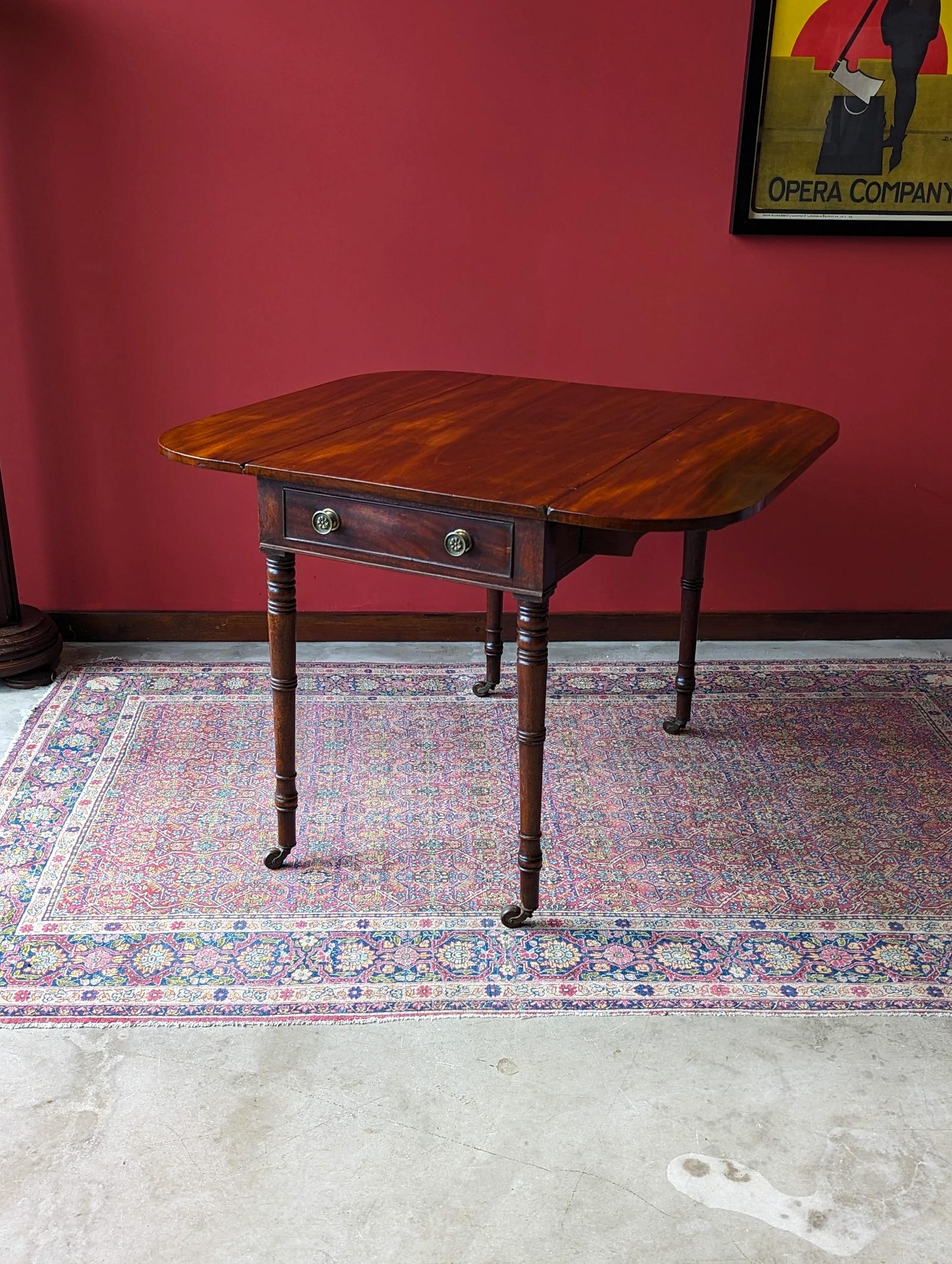 Antique Mid 19th Century Mahogany Pembroke Table (1 of 10) Antique Mid 19th Century Mahogany Pembroke Table (1 of 10)