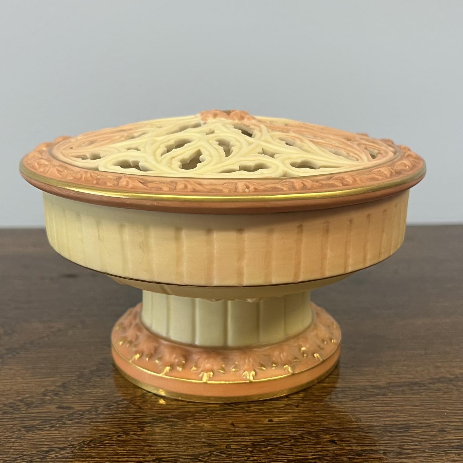 Rare Locke & Co Worcester Pierced Porcelain Pot Pourri Vase (1 of 4)