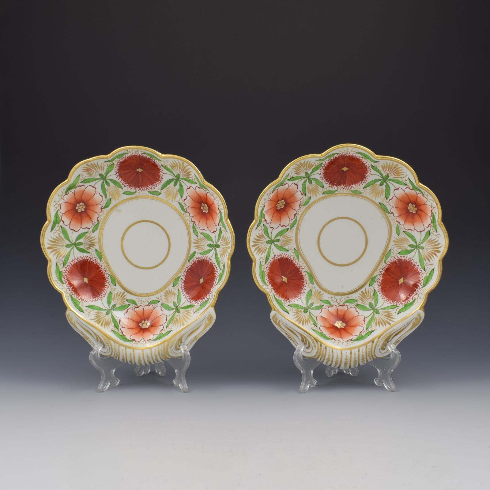 Pair of Regency Spode Porcelain Shell Dessert Dishes c.1811 (1 of 8)
