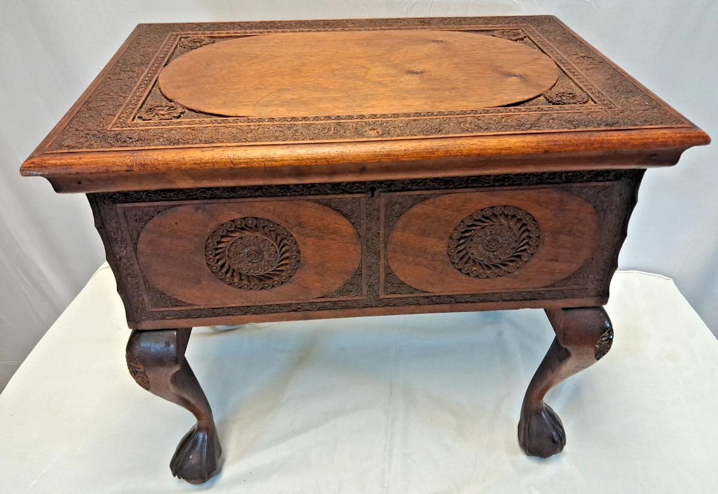 Antique Anglo Indian Hardwood Sewing Table Box with Foliate Carving (1 of 15)