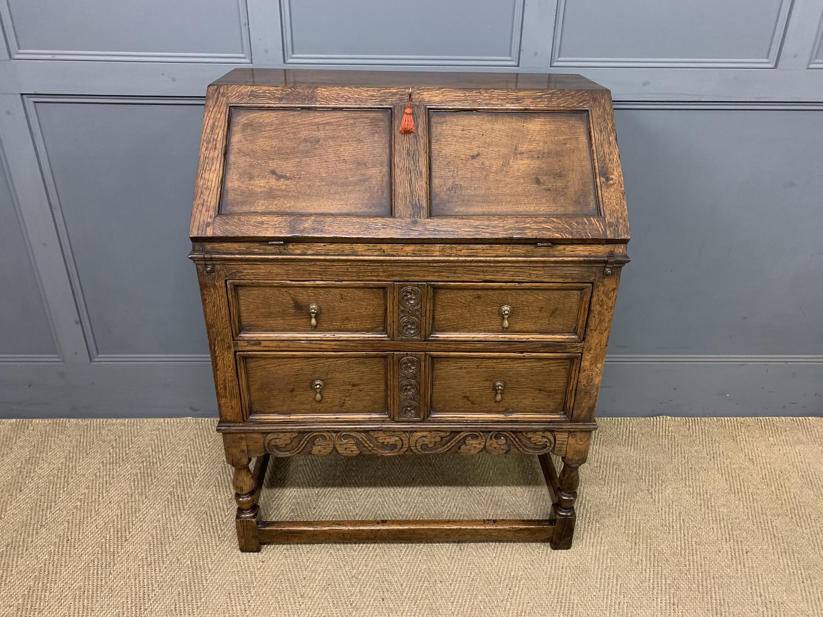 Early 20th Century Oak Bureau (1 of 18)