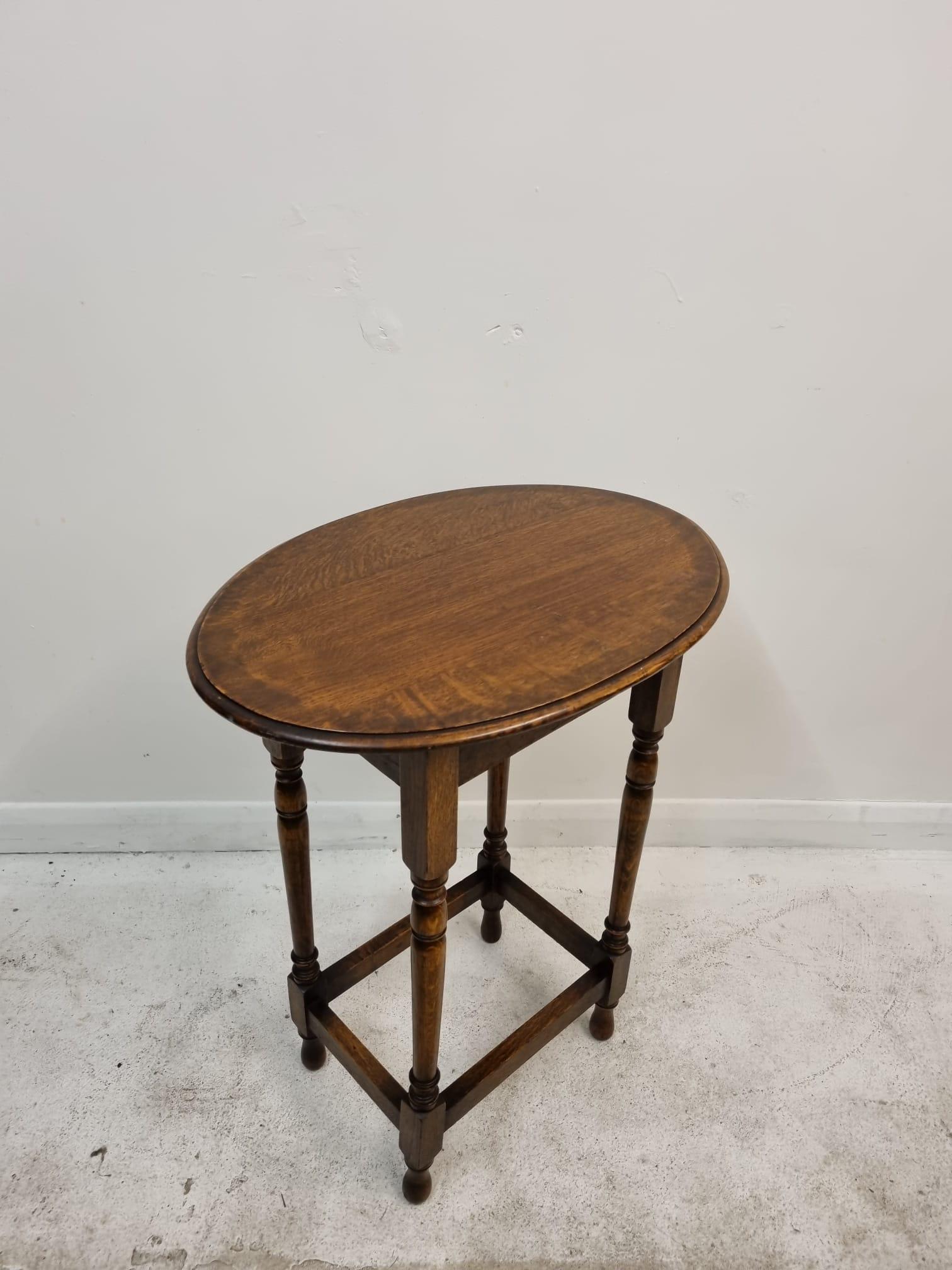 Antique Oak Side Occasional Oval Hall Table / Wine Table c.1900 (1 of 9)