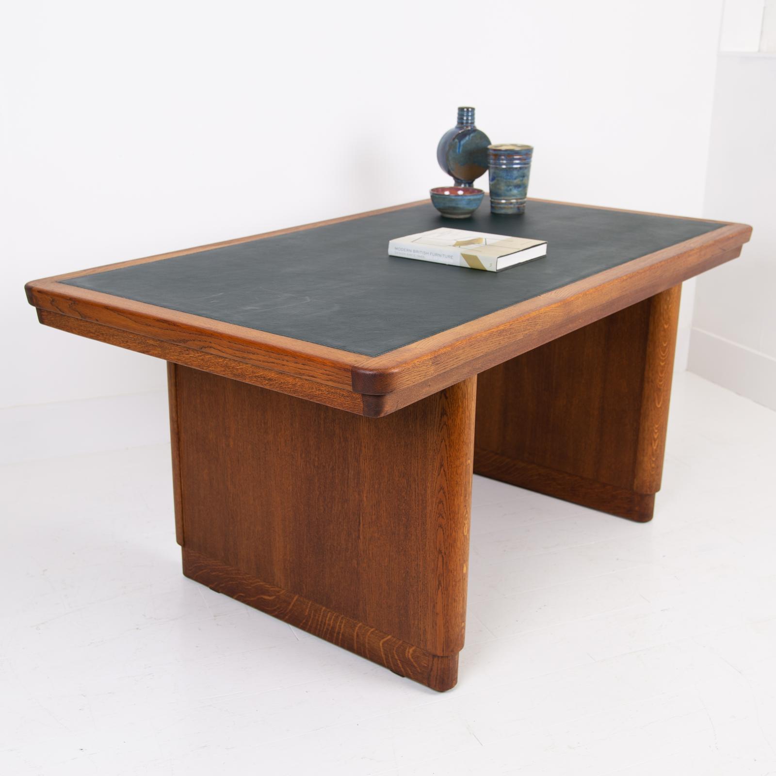 Fine Large Oak & Leather Topped Art Deco Desk (1 of 15)