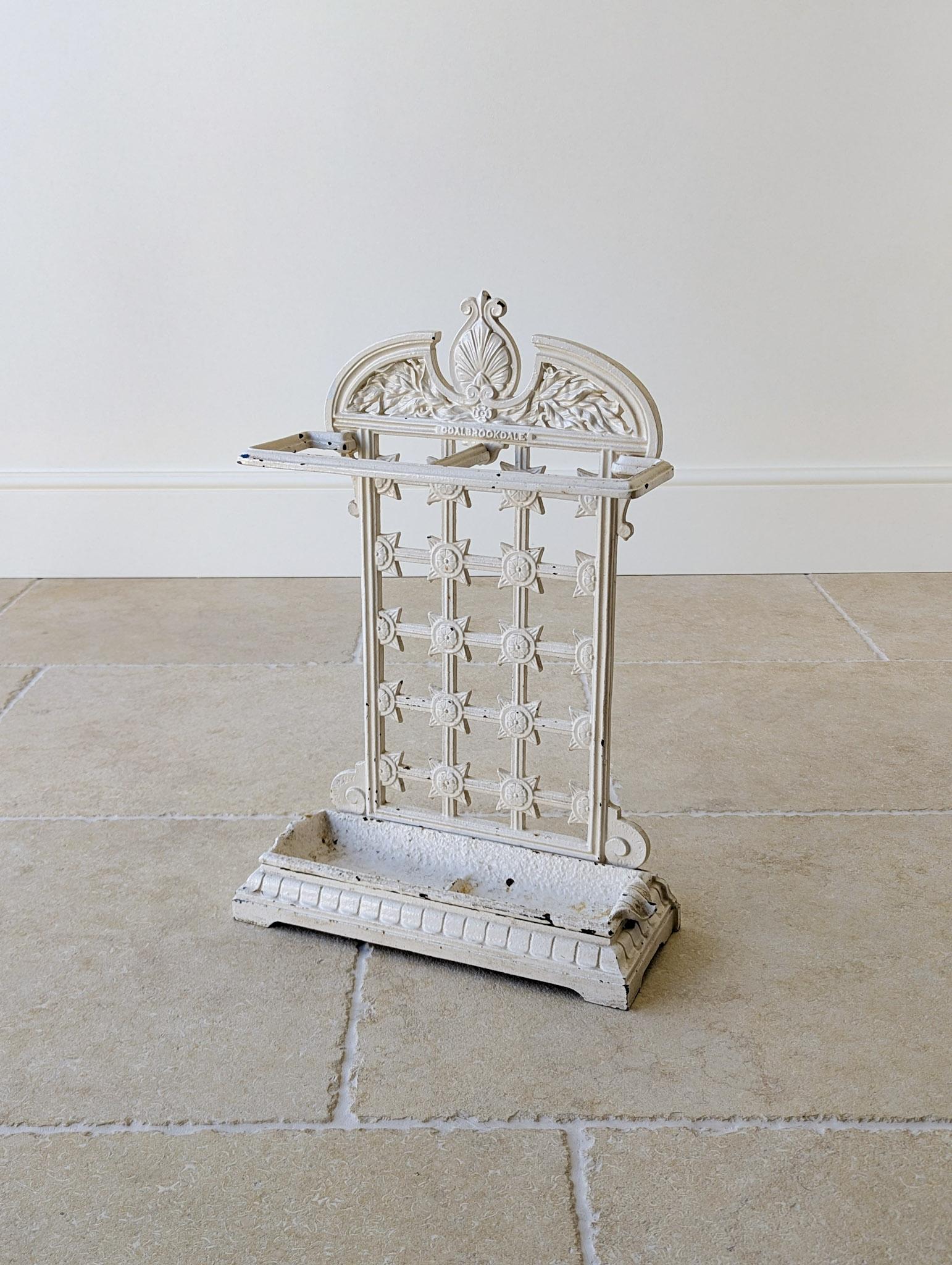 Antique Late Victorian Cast Iron Stick Stand by Coalbrookdale c.1890 (1 of 18) Antique Late Victorian Cast Iron Stick Stand by Coalbrookdale c.1890 (1 of 18)