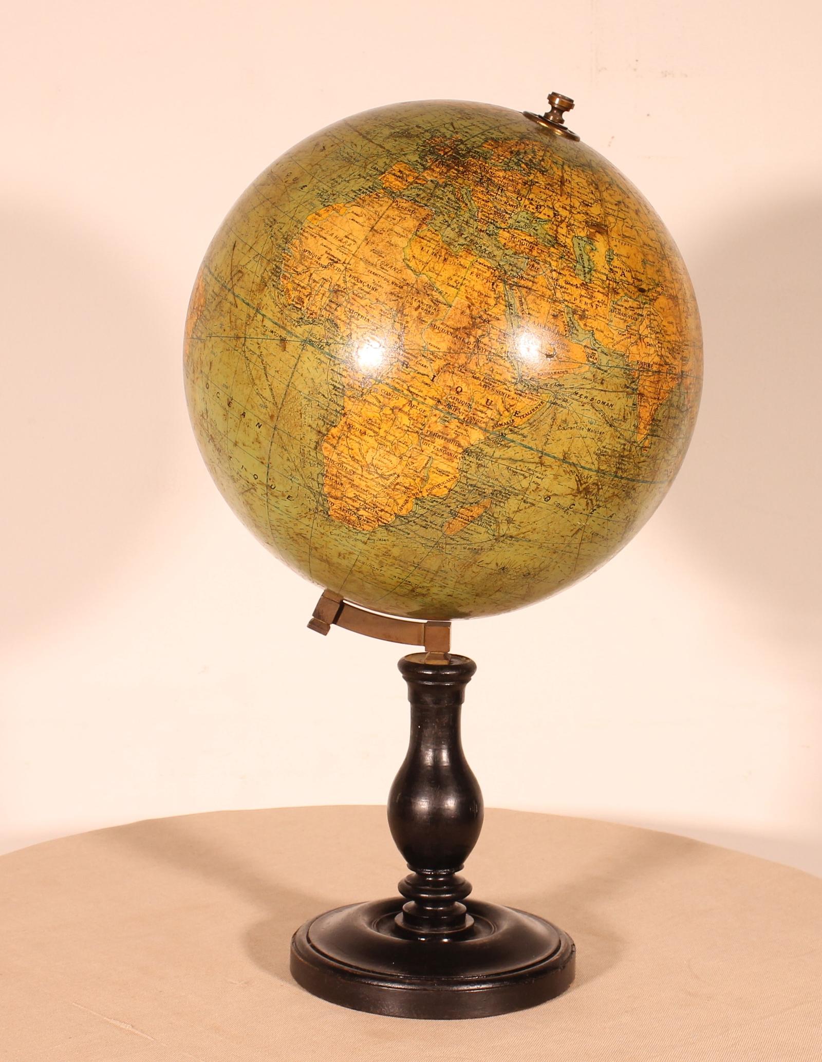 Terrestrial Globe by G. Thomas (1 of 14)