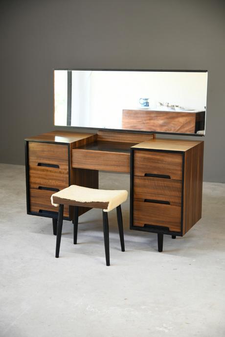 Stag C Range Dressing Table (1 of 9) Stag C Range Dressing Table (1 of 9)