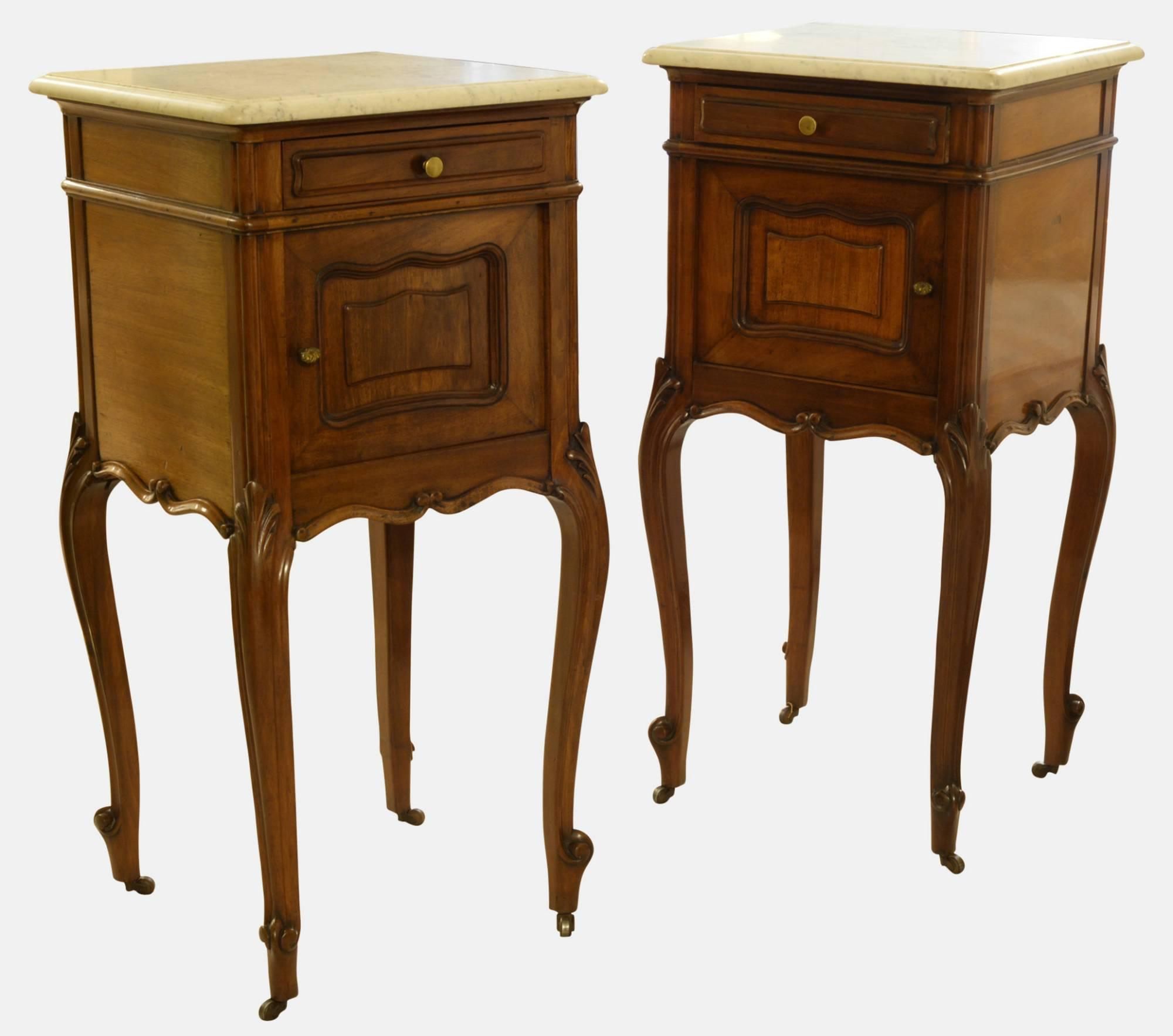 Pair of French Walnut Bedside Cabinets c.1880 (1 of 1) Pair of French Walnut Bedside Cabinets c.1880 (1 of 1)
