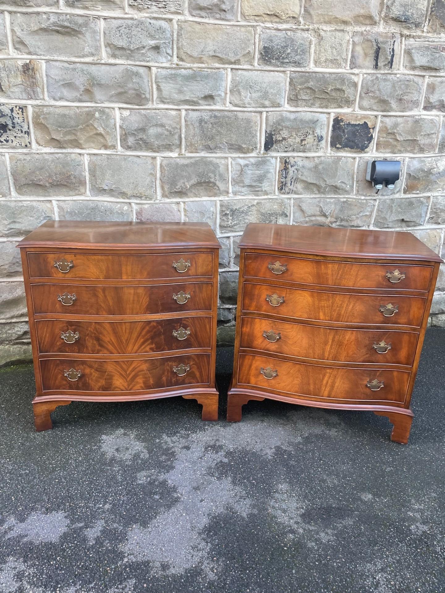 Quality Pair of Walnut Serpentine Chest Drawers (1 of 14)