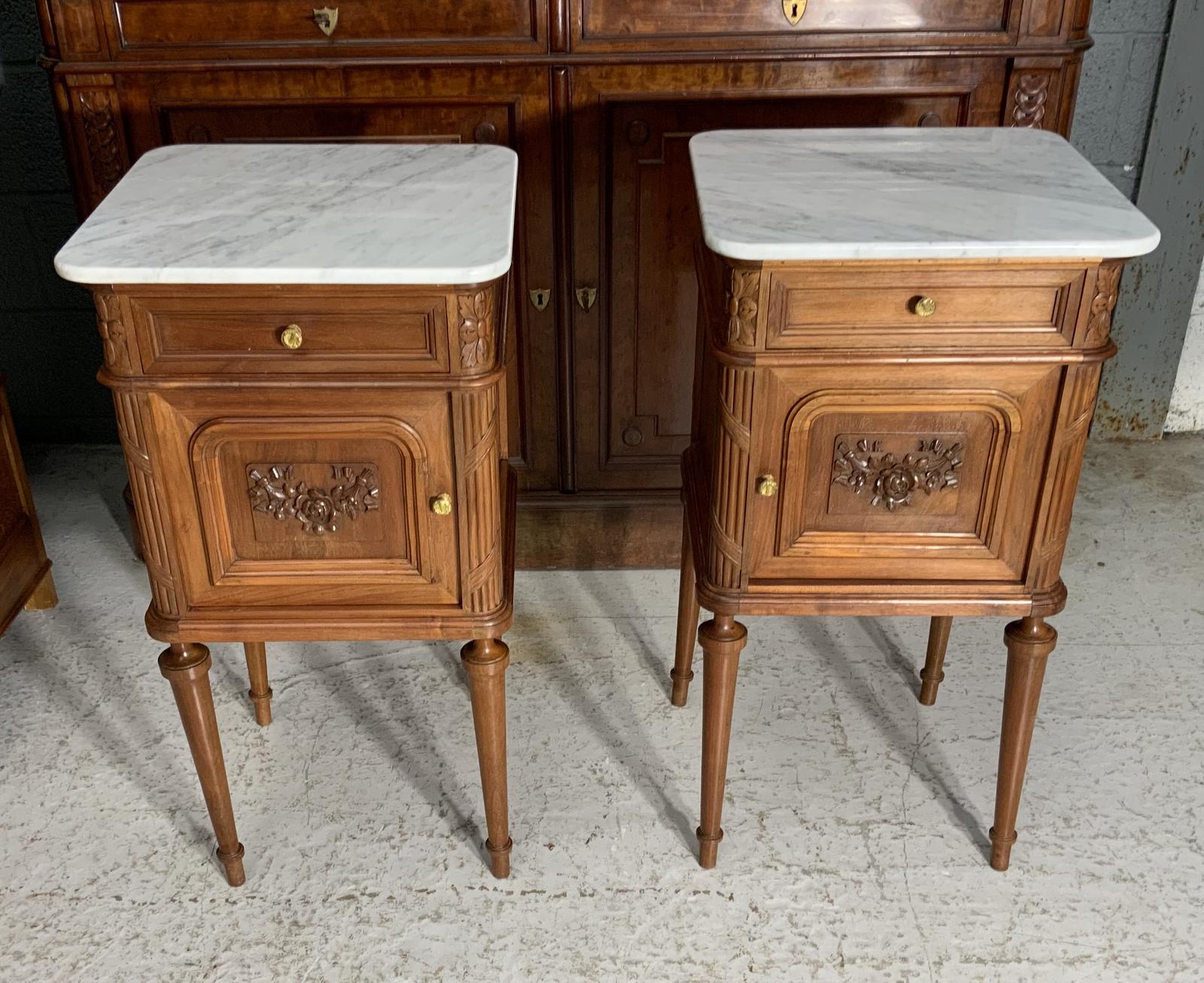 PAIR OF MAHOGANY FRENCH BEDSIDE CABINETS (1 of 9) PAIR OF MAHOGANY FRENCH BEDSIDE CABINETS (1 of 9)