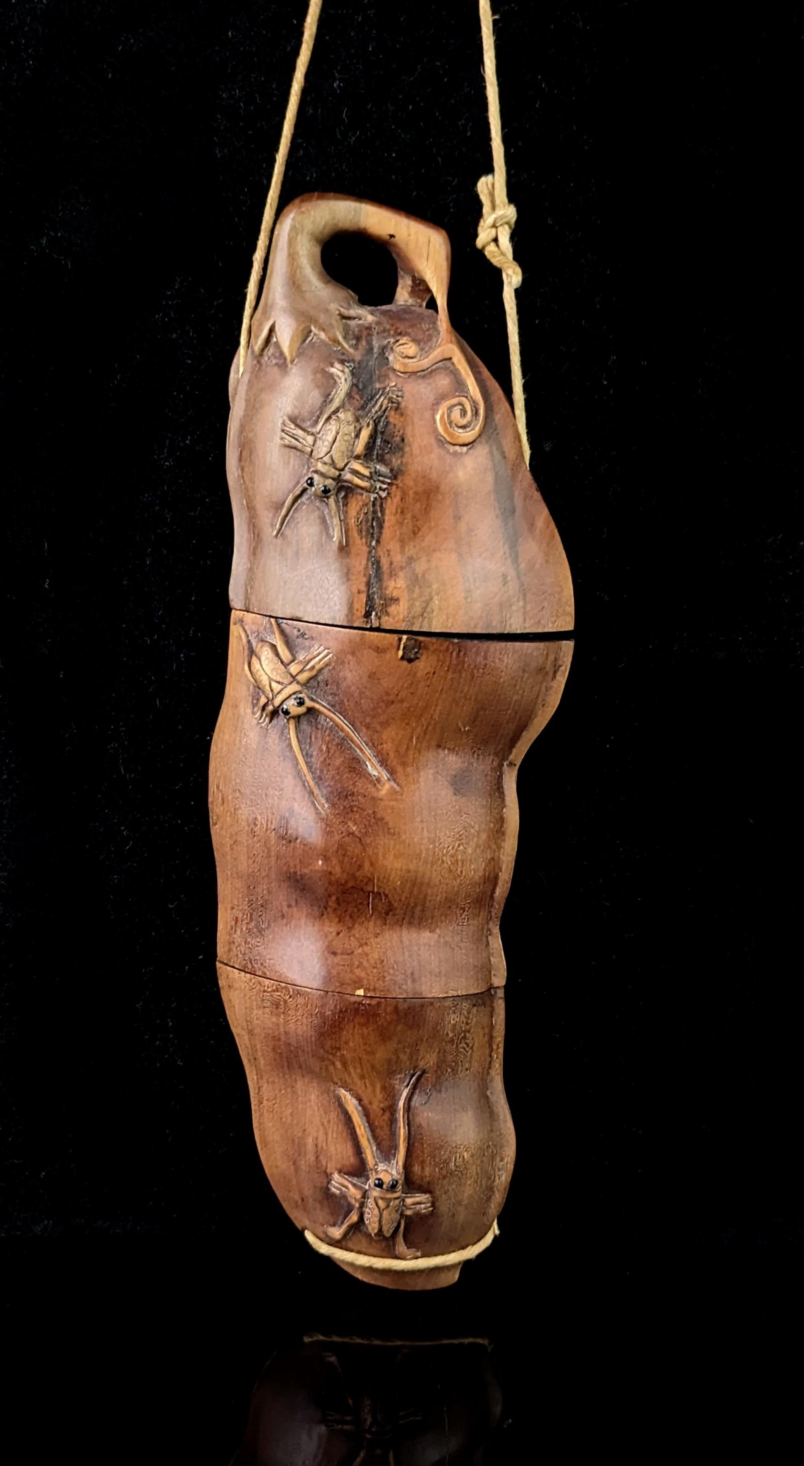 Antique Japanese Gourd Inro, Boxwood, Crickets (1 of 13)