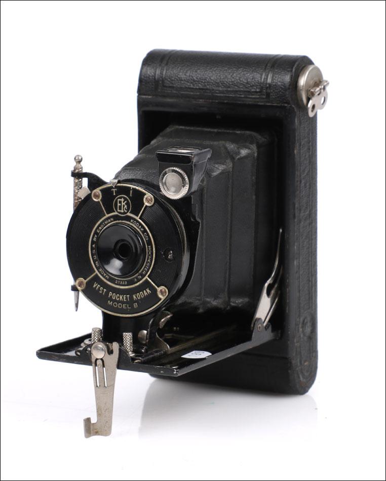 Antique Kodak Vest Pocket Model B Autographic Camera. USA 1925–1930 (1 of 12)