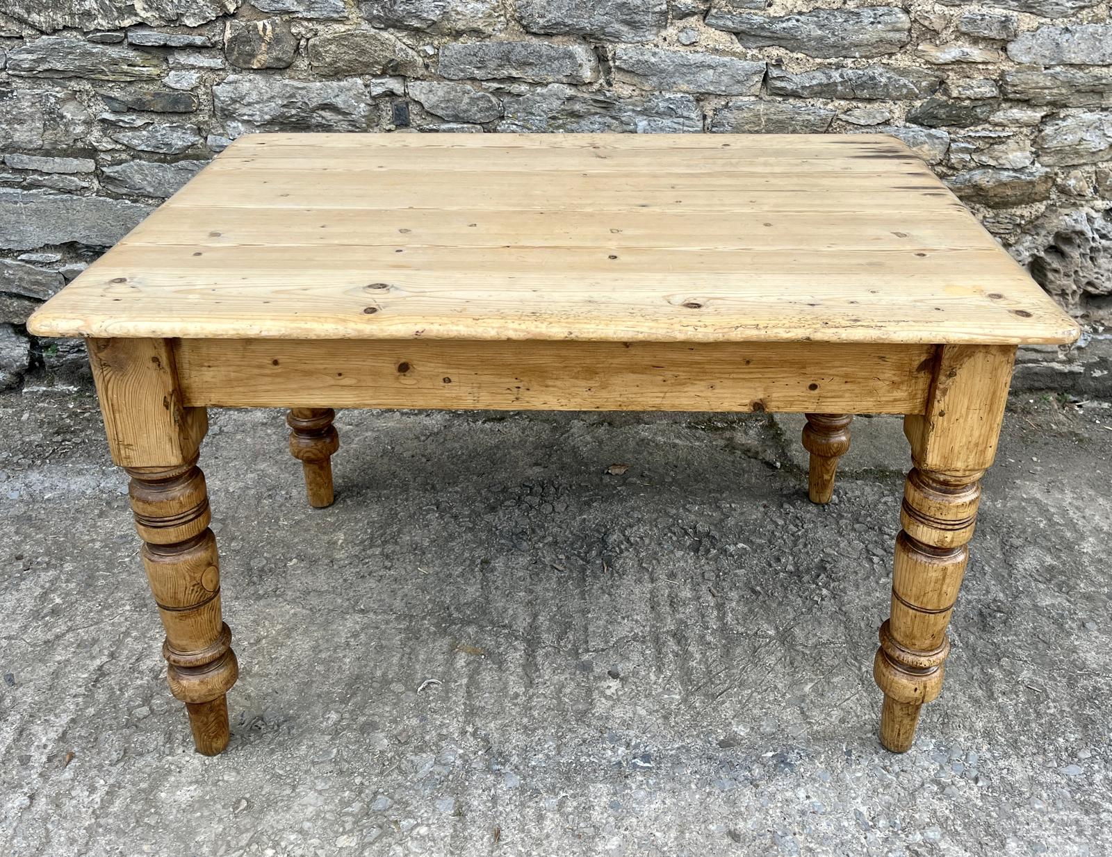 Victorian Pine Farmhouse Table (1 of 18) Victorian Pine Farmhouse Table (1 of 18)