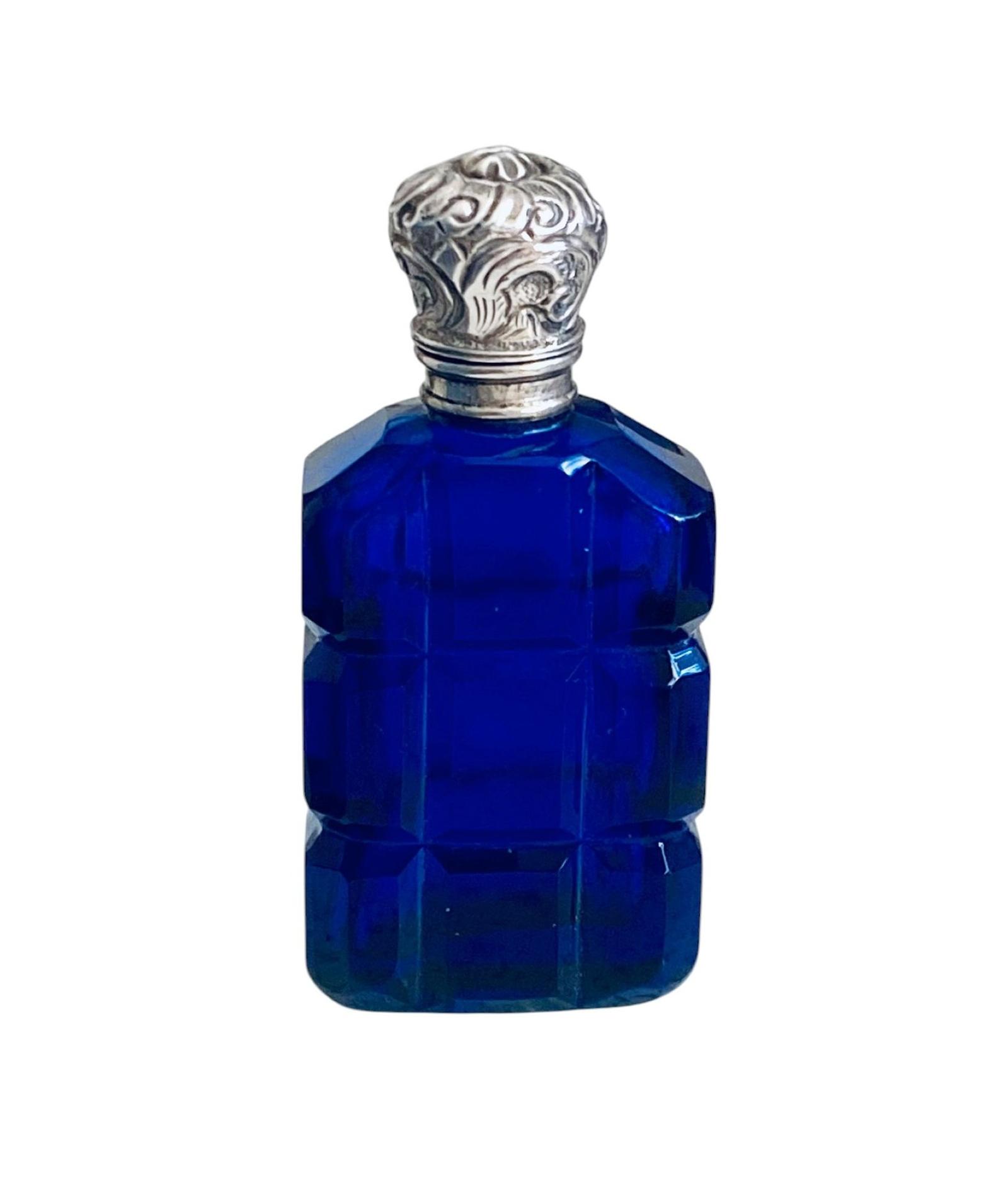 Antique Bristol Blue Perfume Scent Bottle Sterling Silver Lid Original Blue Glass Stopper (1 of 13) Antique Bristol Blue Perfume Scent Bottle Sterling Silver Lid Original Blue Glass Stopper (1 of 13)