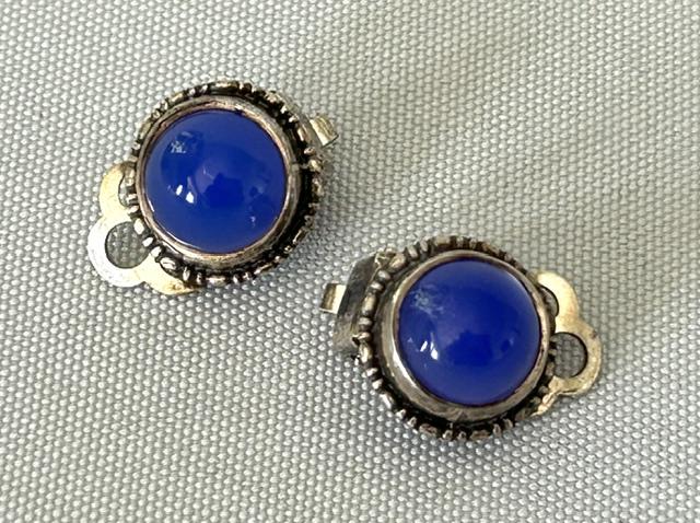 Pair of Art Deco Blue Chalcedony & Silver Earrings (1 of 5) Pair of Art Deco Blue Chalcedony & Silver Earrings (1 of 5)