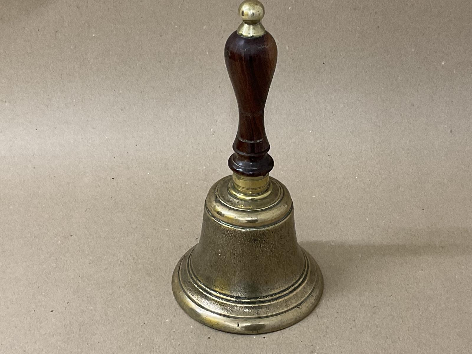 Antique Bronze And Rosewood Handle School Bell Victorian C1880 (1 of 4) Antique Bronze And Rosewood Handle School Bell Victorian C1880 (1 of 4)