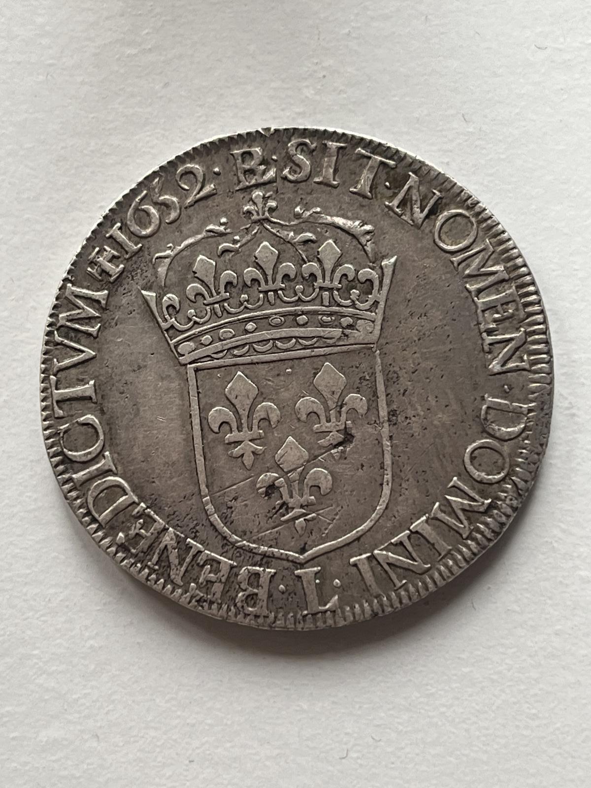Louis XIV - 1652 Silver Ecu - L - Bayonne Mint (1 of 11)