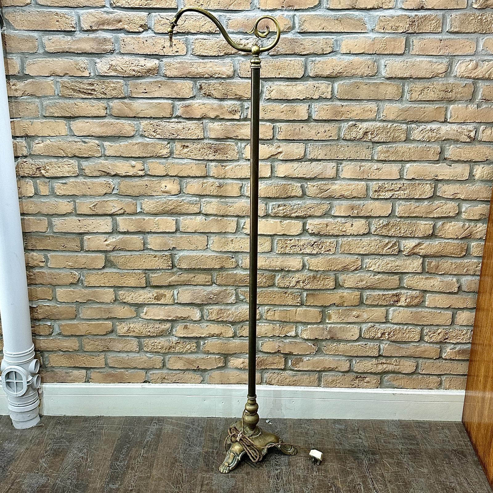 1930s Swan Neck Floor Lamp (1 of 5) 1930s Swan Neck Floor Lamp (1 of 5)