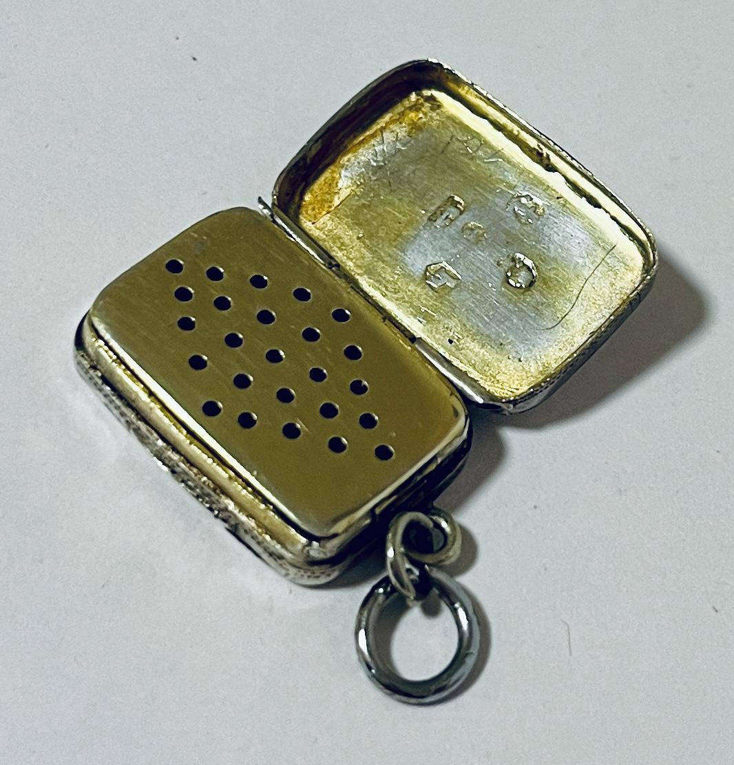 Georgian Silver Vinaigrette (1 of 9)